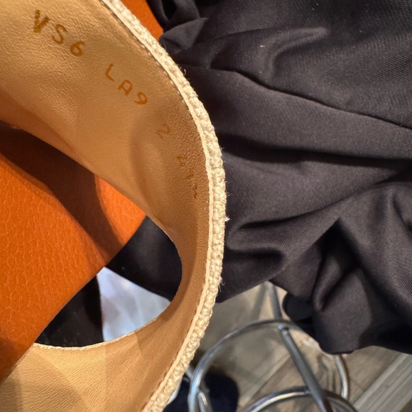 Valentino Garavani Slippers new - Picture 3 of 3